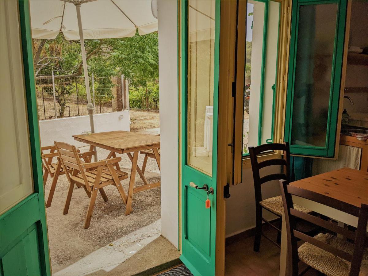 Cala Vinagra House Bed & Breakfast Carloforte  Ngoại thất bức ảnh