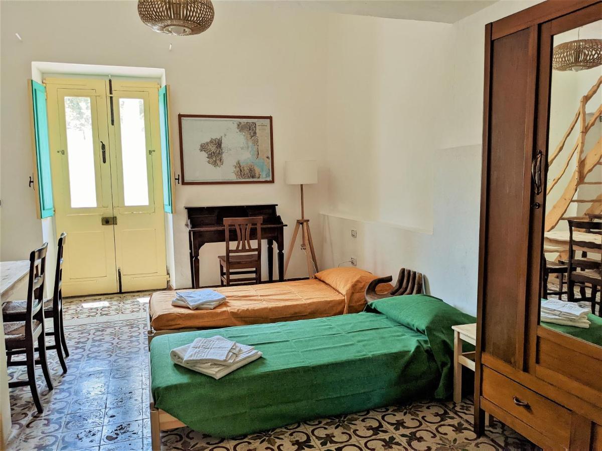 Cala Vinagra House Bed & Breakfast Carloforte  Ngoại thất bức ảnh