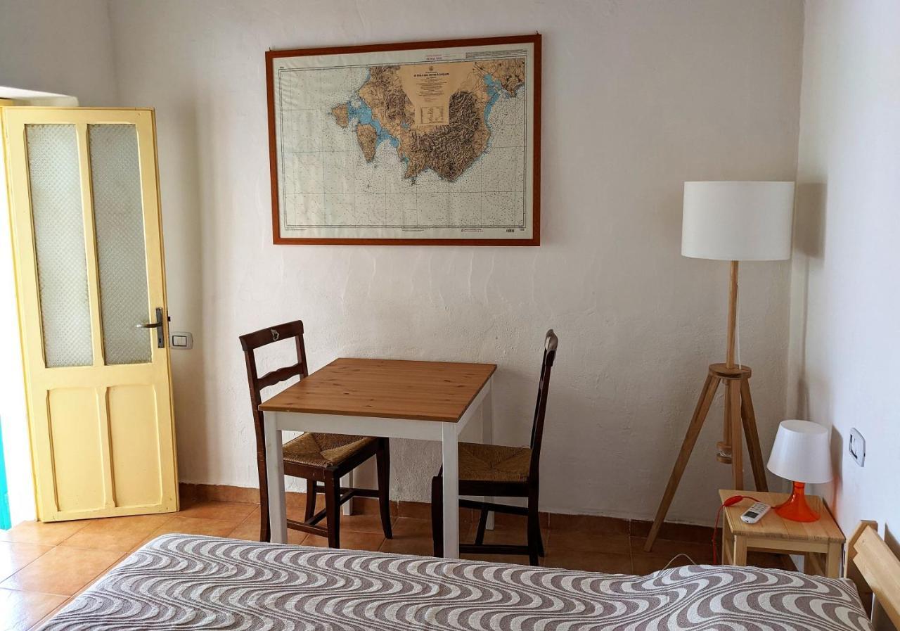Cala Vinagra House Bed & Breakfast Carloforte  Ngoại thất bức ảnh